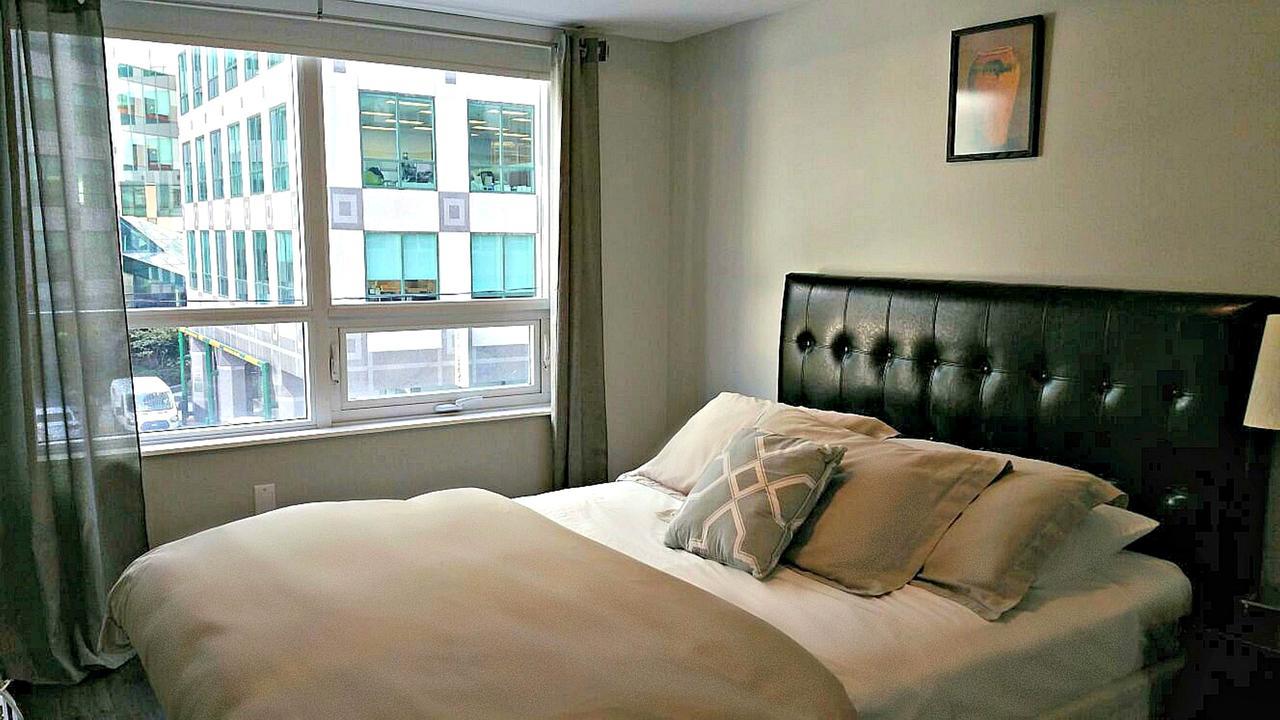 Apartamento Blue Jays Aparment Toronto Exterior foto